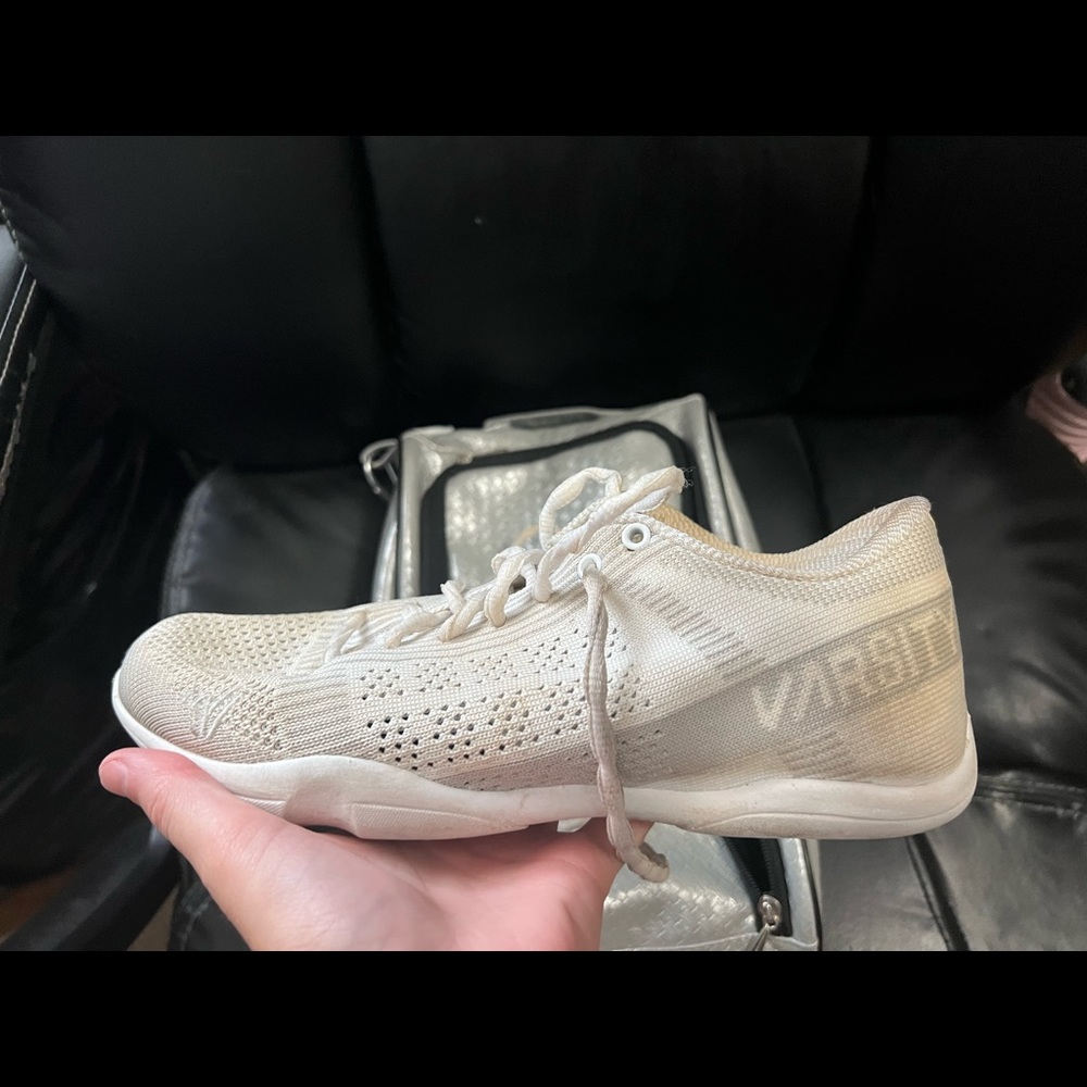 varsity cheer shoes